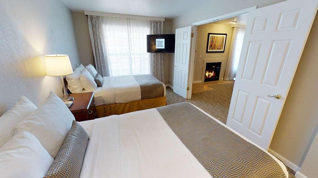 Chase Suite Hotel Newark Fremont Kamer foto