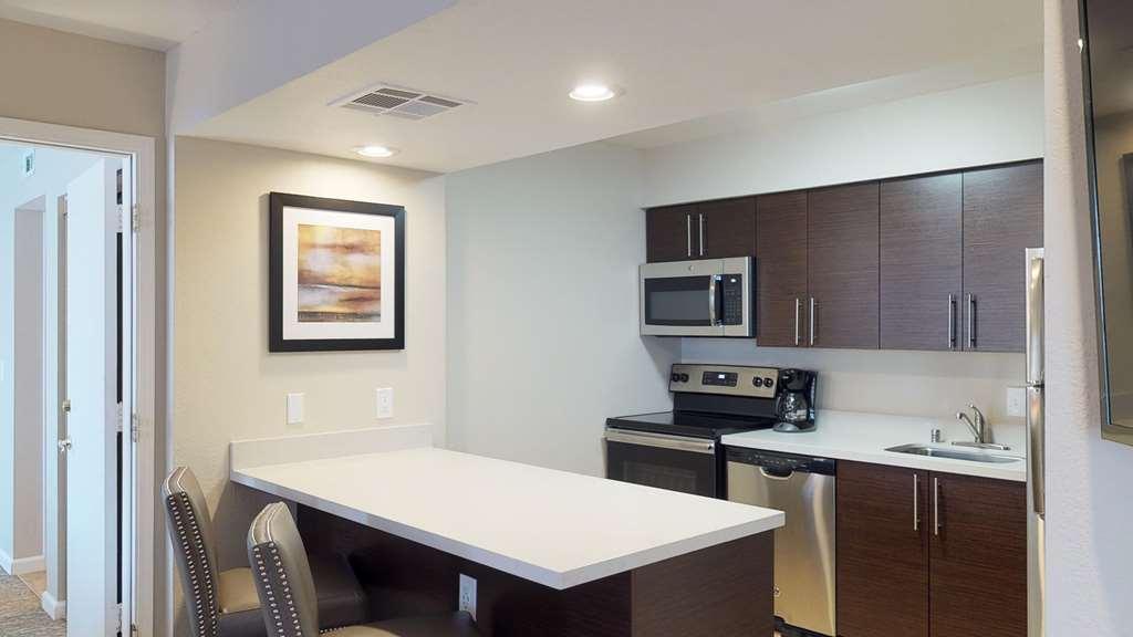 Chase Suite Hotel Newark Fremont Kamer foto