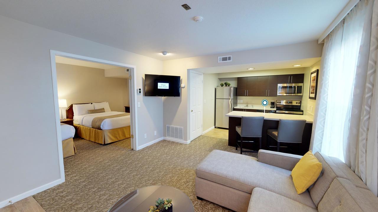 Chase Suite Hotel Newark Fremont Buitenkant foto